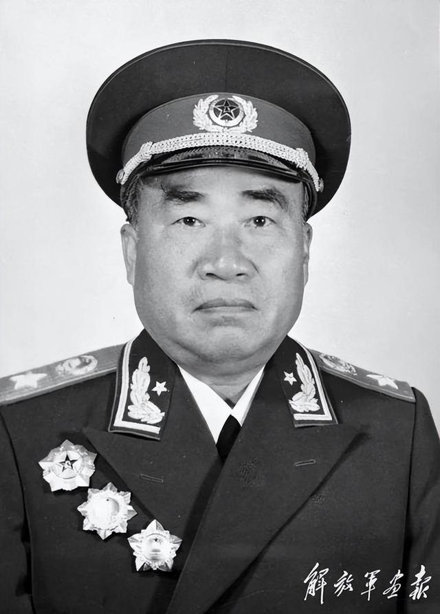 1958年粟裕惨遭批评楚青直言：“除了萧劲IM电竞 电子竞技平台光连鬼都不会登门”(图3)