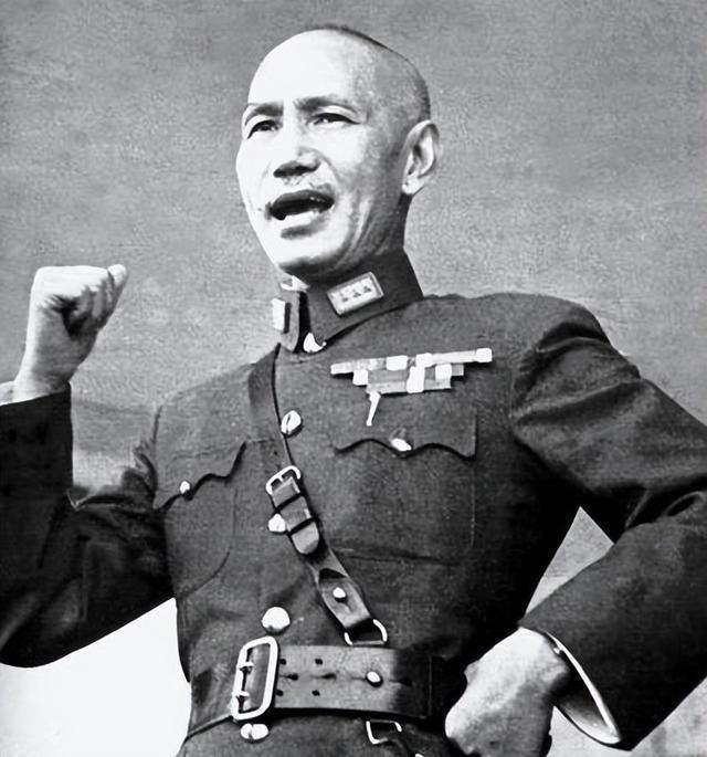 1958年粟裕惨遭批评楚青直言：“除了萧劲IM电竞 电子竞技平台光连鬼都不会登门”(图7)