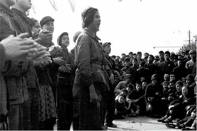 IM电竞 IM电竞app中俄边境4万中国人哭喊请求回国为何却被阻挡境外禁止归国？(图2)