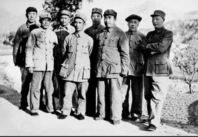 打越南粟裕发挥多大作用？“南北战略”制衡百万兵令诸将叹服IM电竞 IM电竞平台(图9)