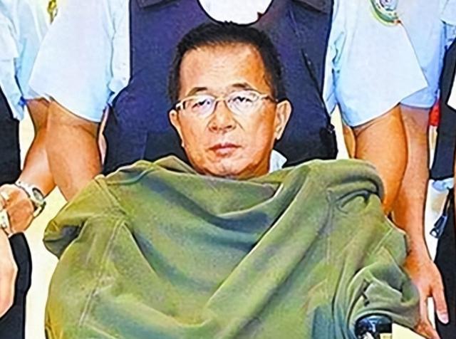 IM电竞 IM电竞平台担任过空军学院院长的空军少将为何选择当间谍？(图7)